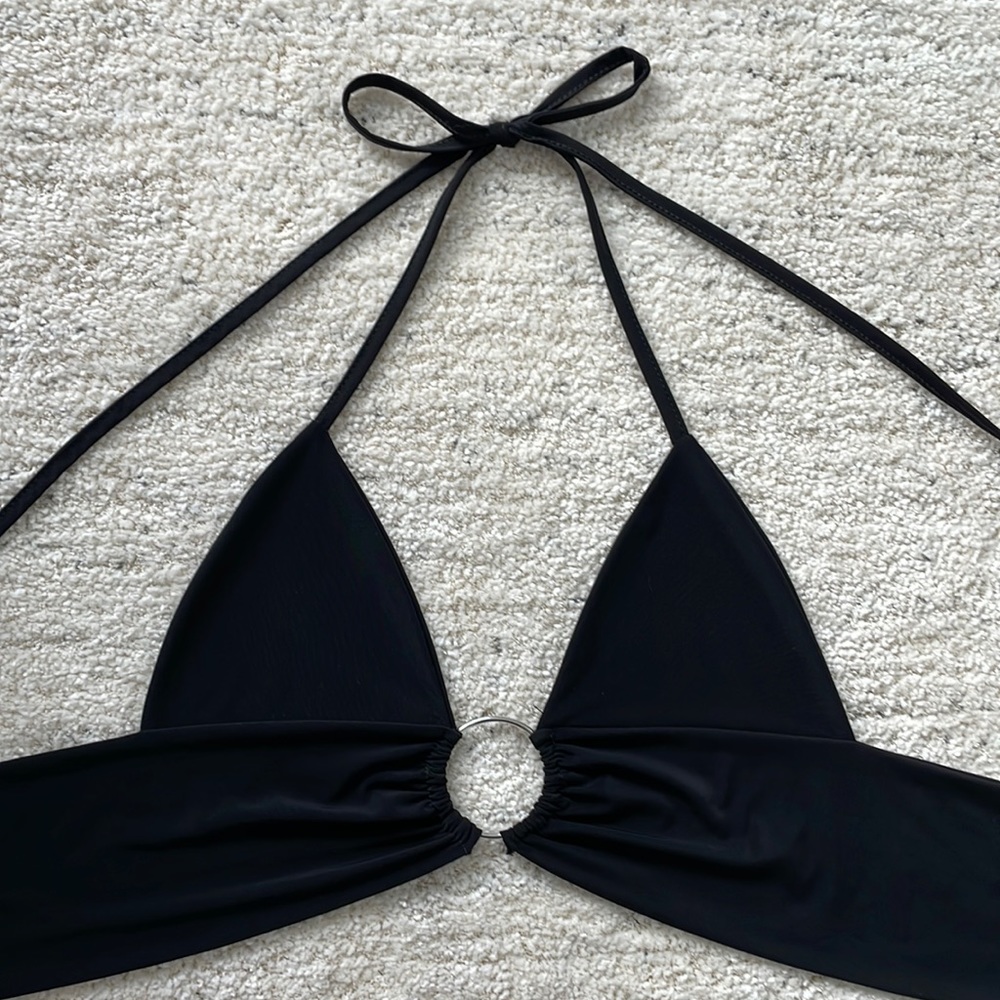 Prettylittlething Ring Top